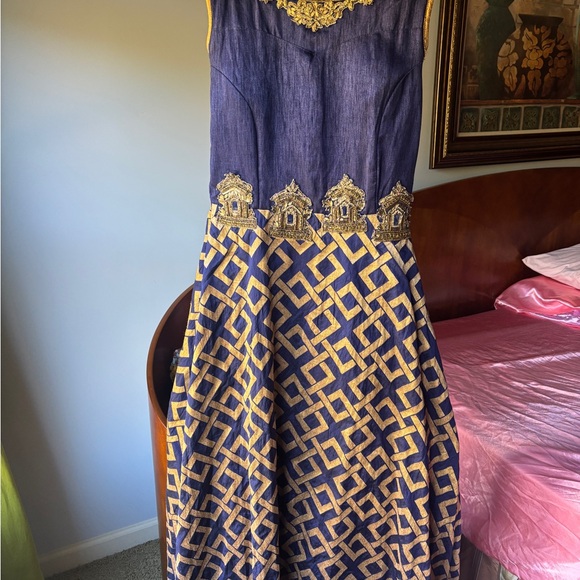 Anita Dongre Black and Gold Maxi Dress - Picture 8 of 8